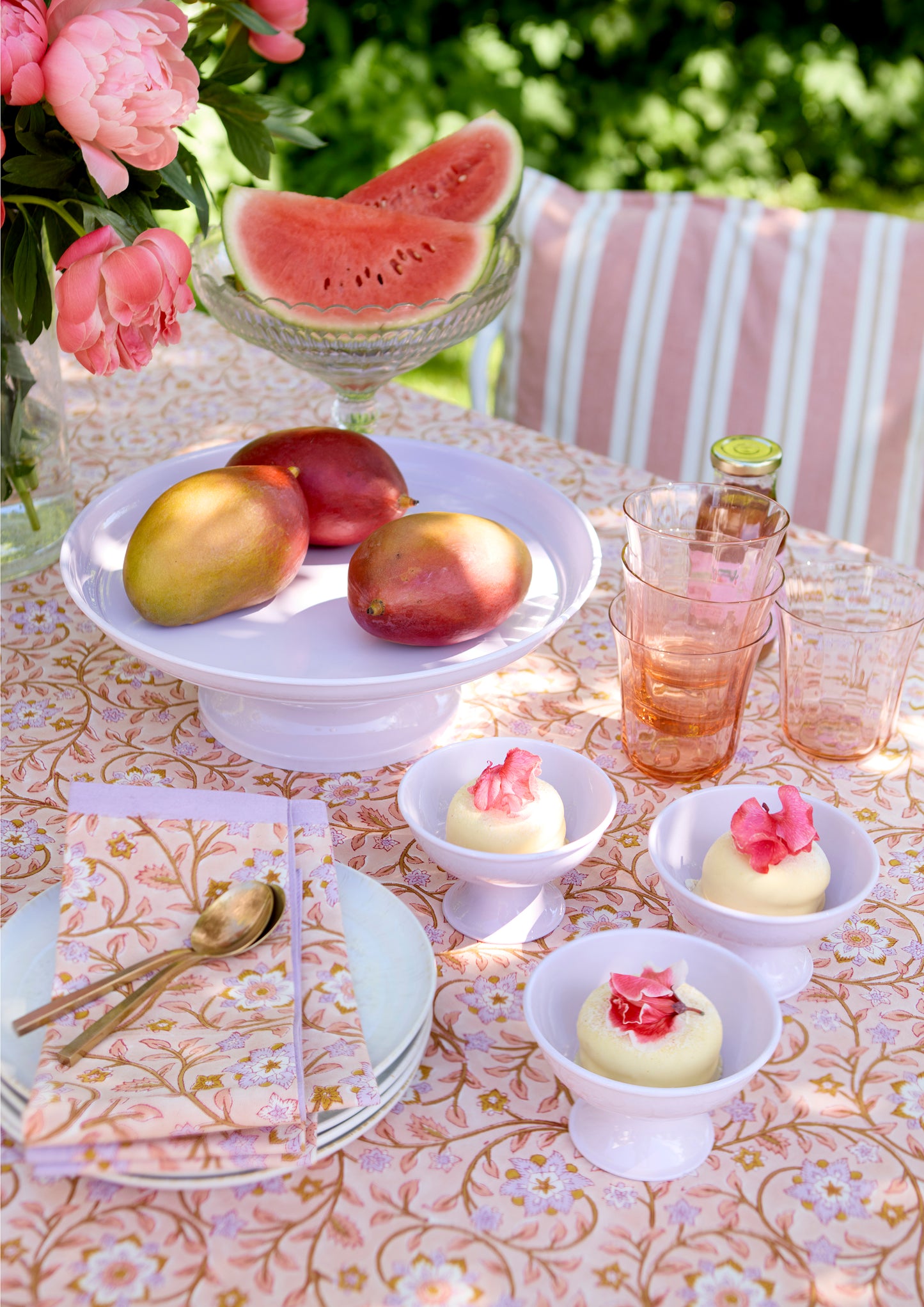 Bungalow “Roja Coral” Tablecloth