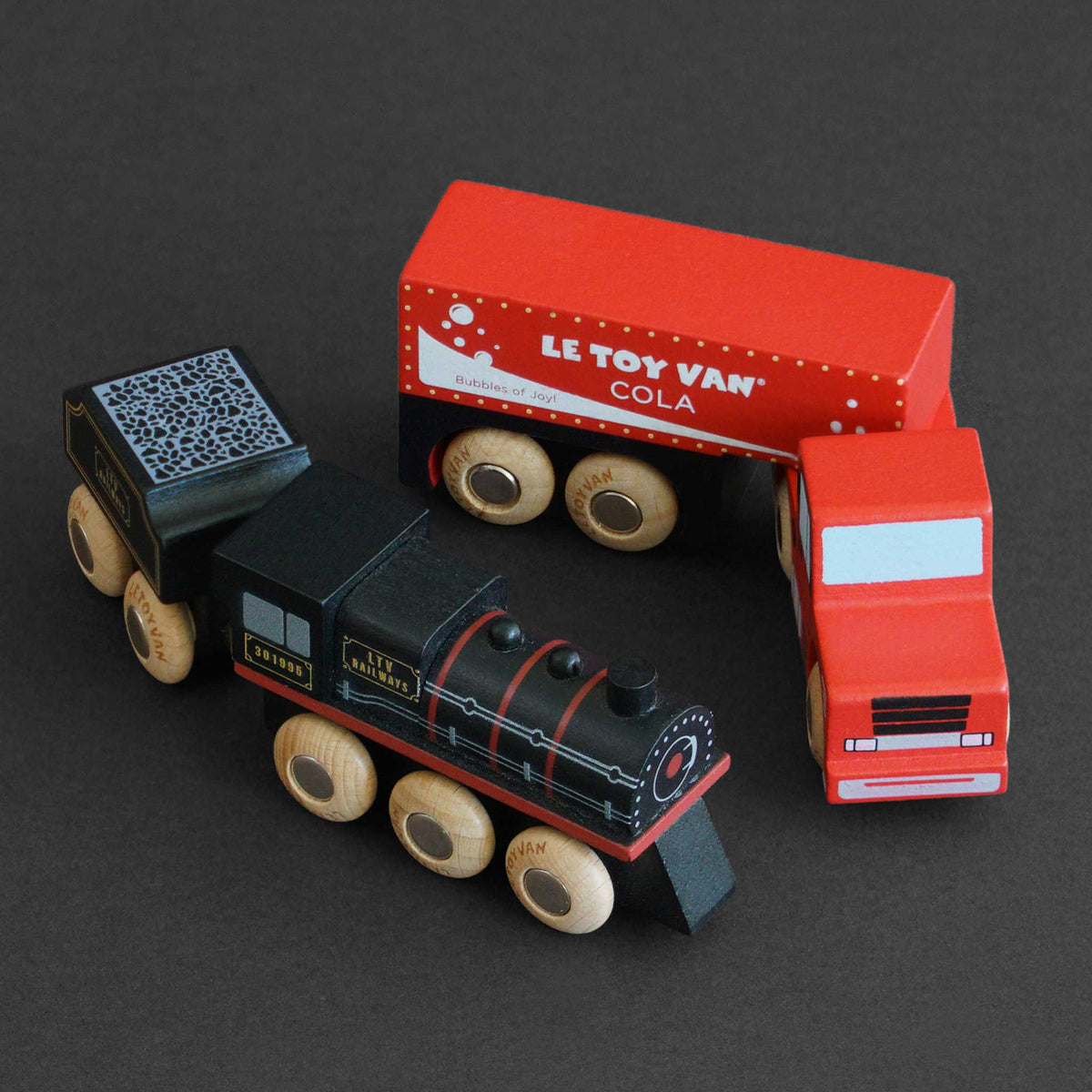 Le Toy Van Toby Wooden Toy Car – No.33 GT180
