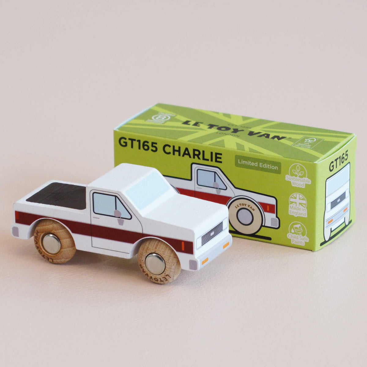 Le Toy Van Charlie Wooden Toy Truck – No. 30 GT165