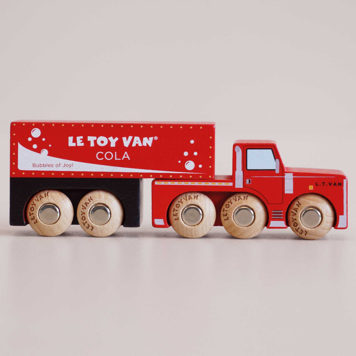 Le Toy Van Toby Wooden Toy Car – No.33 GT180