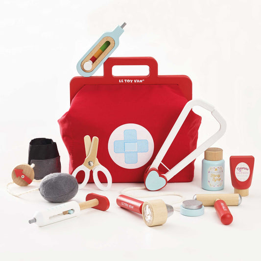 Le Toy Van Doctors Medical Kit